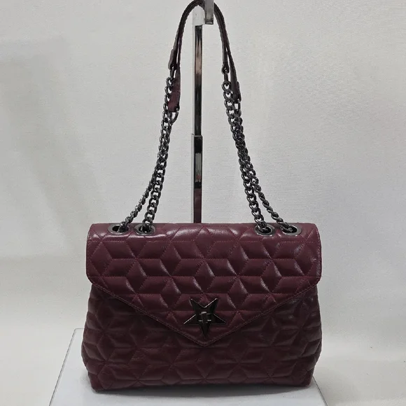 Chic Quilted Shoulder Bag in Rich Burgundy - Picture 1 of 8